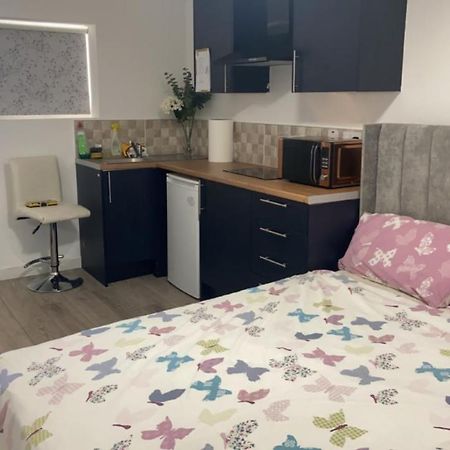 Brand New Studio Apartment With Beautiful Kitchen-Close To Liverpool City Centre Exterior foto