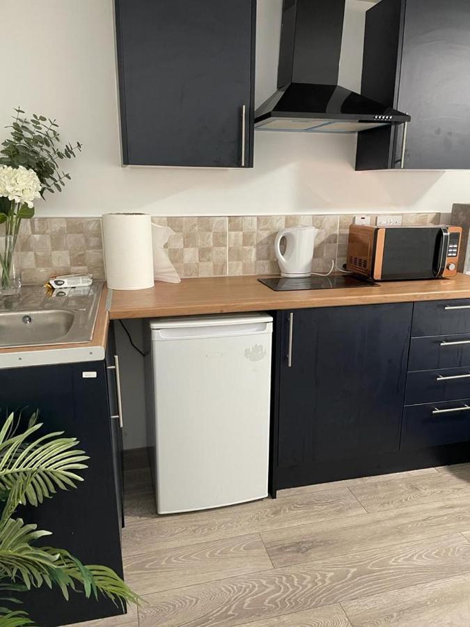 Brand New Studio Apartment With Beautiful Kitchen-Close To Liverpool City Centre Exterior foto