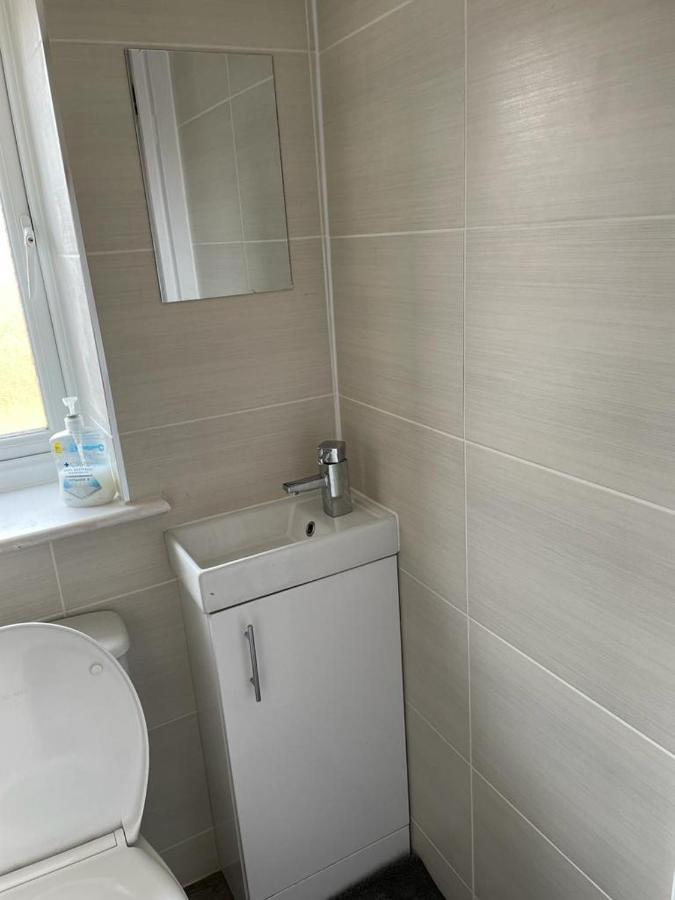Brand New Studio Apartment With Beautiful Kitchen-Close To Liverpool City Centre Exterior foto